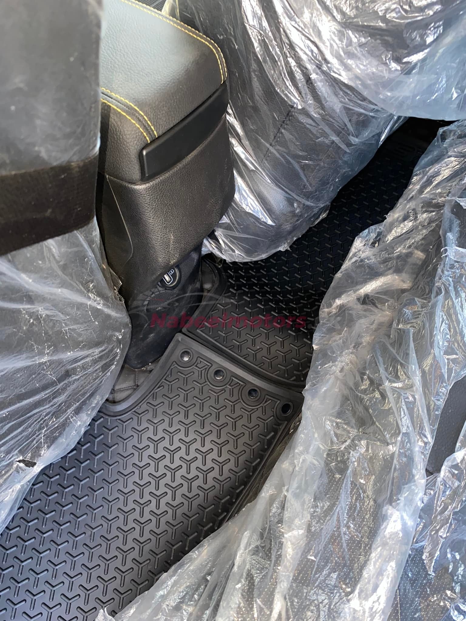 Kia Stonic latex Rubber Floor Mat