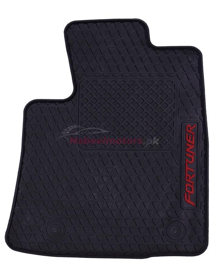 Toyota Fortuner 2014-2021  Floor Mats