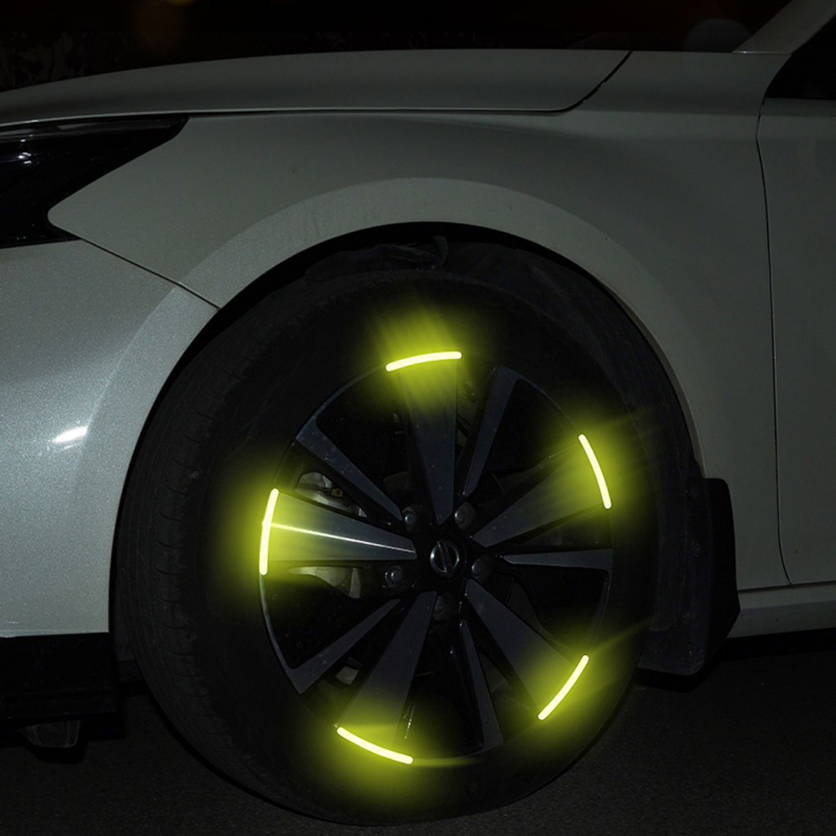 High-Visibility Rim Reflecting Stickers – Stay Safe & Stylish!